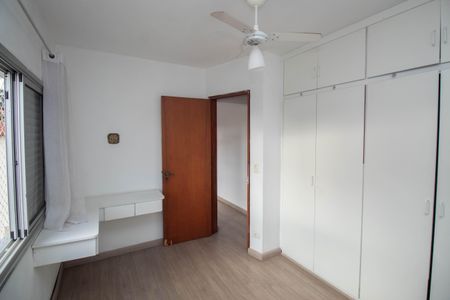 Apartamento para alugar com 67m², 2 quartos e 1 vagaQuarto 2