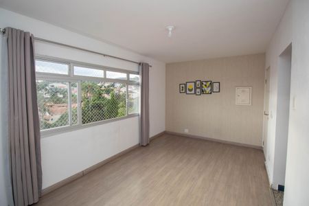 Apartamento para alugar com 67m², 2 quartos e 1 vagaSala