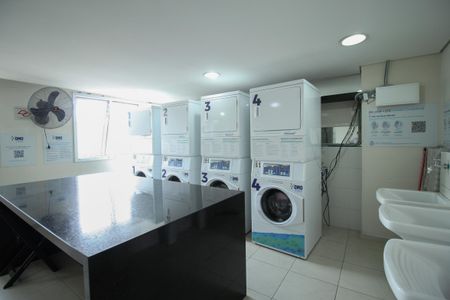 Apartamento para alugar com 33m², 1 quarto e 1 vagaÁrea comum - Lavanderia 