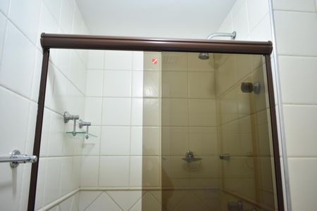 Apartamento à venda com 69m², 2 quartos e 1 vagaBanheiro Social