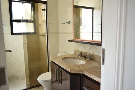 Apartamento à venda com 69m², 2 quartos e 1 vagaBanheiro da Suíte