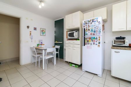 Apartamento à venda com 173m², 4 quartos e 2 vagasCozinha