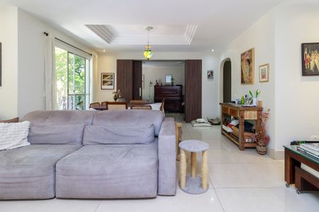 Apartamento à venda com 173m², 4 quartos e 2 vagasSala