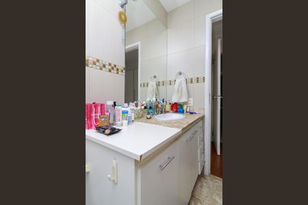 Apartamento à venda com 173m², 4 quartos e 2 vagasSuíte - Banheiro