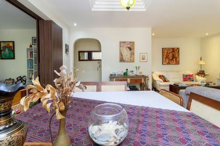 Apartamento à venda com 173m², 4 quartos e 2 vagasSala