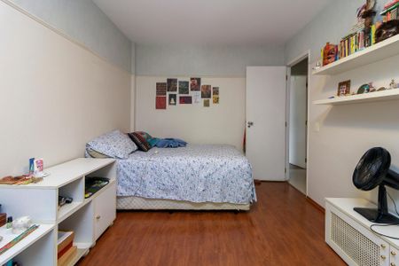 Apartamento à venda com 173m², 4 quartos e 2 vagasQuarto 1