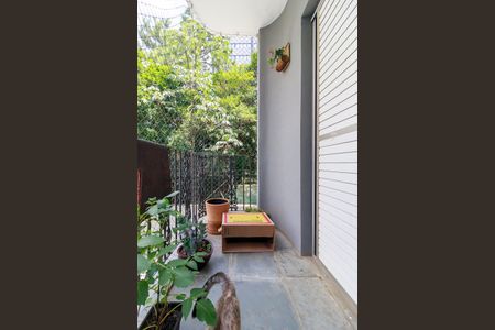 Apartamento à venda com 173m², 4 quartos e 2 vagasSuíte - Varanda