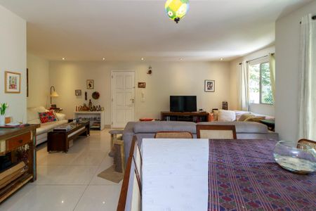 Apartamento à venda com 173m², 4 quartos e 2 vagasSala