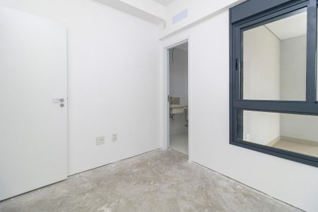 Apartamento à venda com 163m², 3 quartos e 3 vagas Apartamento à venda com 163m², 3 quartos e 3 vagasSuíte 1