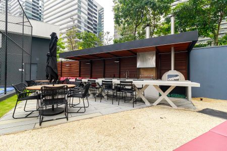 Apartamento à venda com 163m², 3 quartos e 3 vagas Apartamento à venda com 163m², 3 quartos e 3 vagasÁrea comum -Churrasqueira