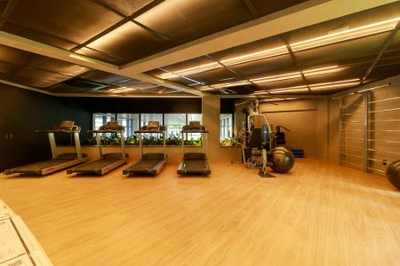 Apartamento à venda com 163m², 3 quartos e 3 vagas Apartamento à venda com 163m², 3 quartos e 3 vagasÁrea comum -Academia