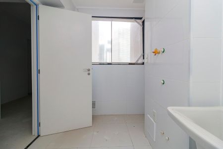 Apartamento à venda com 163m², 3 quartos e 3 vagas Apartamento à venda com 163m², 3 quartos e 3 vagasÁrea de Serviço