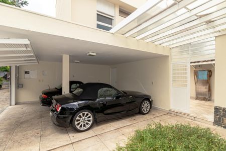 Casa à venda com 281m², 4 quartos e 3 vagasGaragem