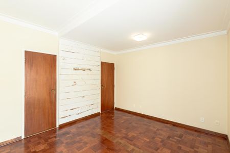 Casa à venda com 281m², 4 quartos e 3 vagasSuíte 1