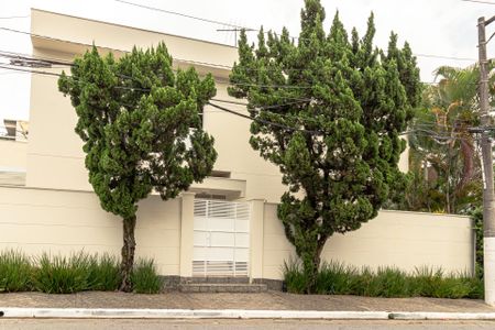 Casa à venda com 281m², 4 quartos e 3 vagasFachada