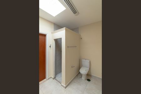 Casa à venda com 281m², 4 quartos e 3 vagasBanheiro da Suíte 1