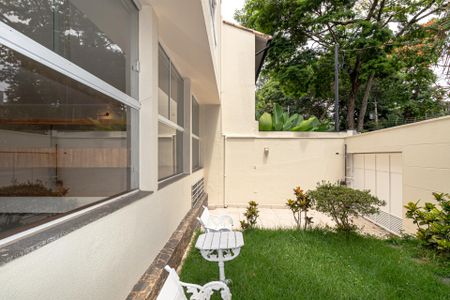 Casa à venda com 281m², 4 quartos e 3 vagasJardim