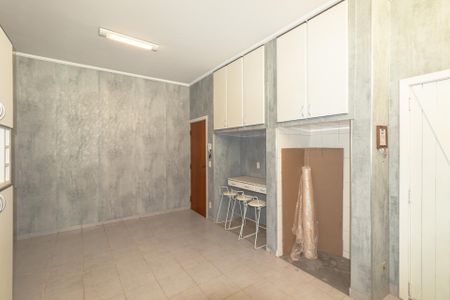 Casa à venda com 281m², 4 quartos e 3 vagasCozinha