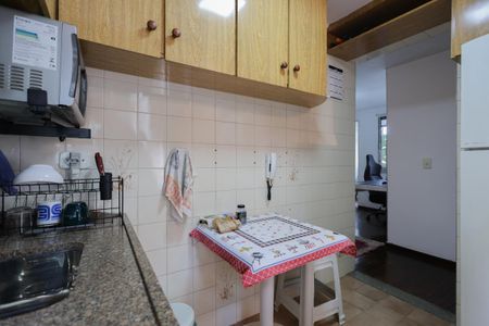 Apartamento à venda com 63m², 2 quartos e 1 vaga Apartamento à venda com 63m², 2 quartos e 1 vagaCozinha