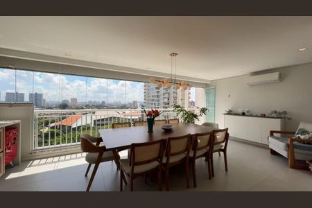 Apartamento à venda com 136m², 4 quartos e 2 vagas