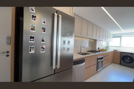 Apartamento à venda com 136m², 4 quartos e 2 vagas