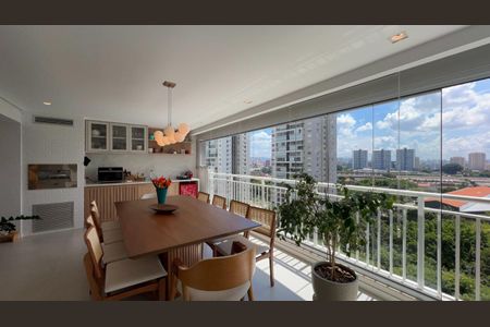 Apartamento à venda com 136m², 4 quartos e 2 vagas
