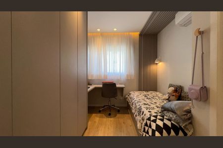 Apartamento à venda com 136m², 4 quartos e 2 vagas
