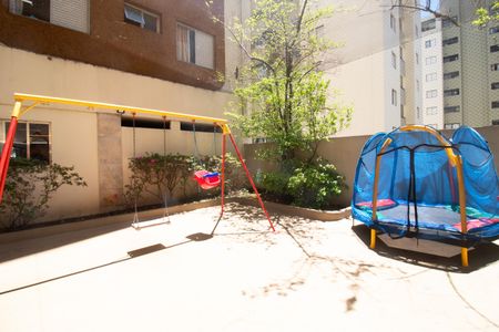 Apartamento à venda com 90m², 4 quartos e 1 vagaÁrea comum - Playground