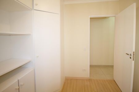 Apartamento à venda com 90m², 4 quartos e 1 vagaQuarto 2