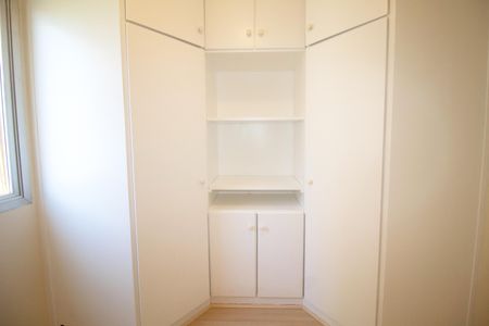 Apartamento à venda com 90m², 4 quartos e 1 vagaQuarto 2