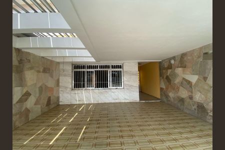 Casa para alugar com 143m², 3 quartos e 2 vagas Casa para alugar com 143m², 3 quartos e 2 vagasGaragem