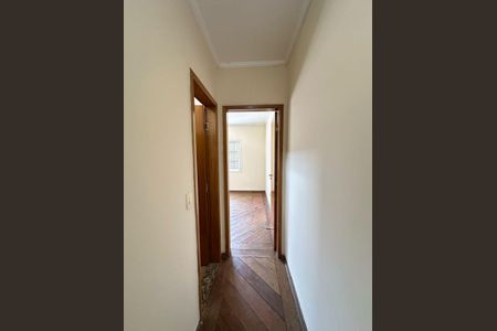 Casa para alugar com 143m², 3 quartos e 2 vagas Casa para alugar com 143m², 3 quartos e 2 vagasCorredor