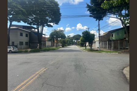 Casa para alugar com 143m², 3 quartos e 2 vagas Casa para alugar com 143m², 3 quartos e 2 vagasFachada