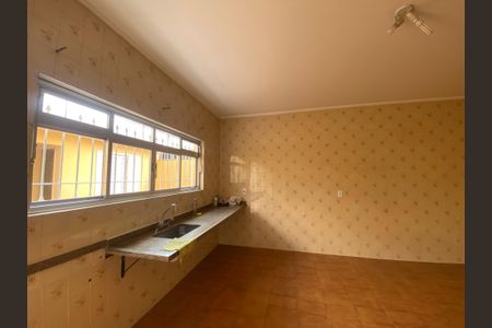 Casa para alugar com 143m², 3 quartos e 2 vagas Casa para alugar com 143m², 3 quartos e 2 vagasCozinha