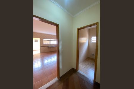 Casa para alugar com 143m², 3 quartos e 2 vagas Casa para alugar com 143m², 3 quartos e 2 vagasBanheiro