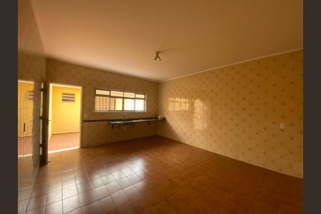 Casa para alugar com 143m², 3 quartos e 2 vagas Casa para alugar com 143m², 3 quartos e 2 vagasCozinha