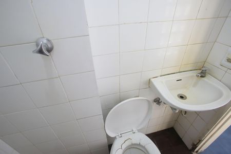 Apartamento para alugar com 74m², 2 quartos e 1 vagaBanheiro de Serviço