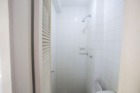 Apartamento para alugar com 74m², 2 quartos e 1 vagaBanheiro de Serviço