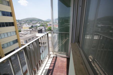 Apartamento para alugar com 74m², 2 quartos e 1 vagaVaranda da Sala