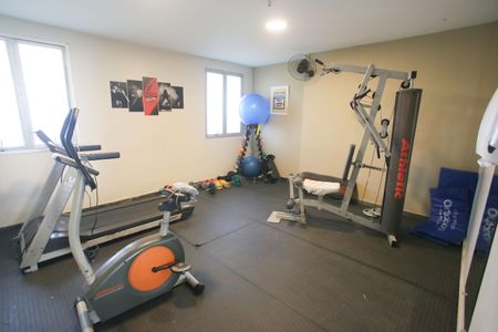 Apartamento para alugar com 74m², 2 quartos e 1 vagaÁrea comum - Academia