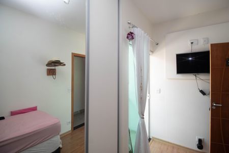 Casa para alugar com 238m², 6 quartos e 2 vagasQuarto 4