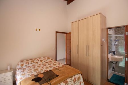 Casa para alugar com 238m², 6 quartos e 2 vagasSuíte 1