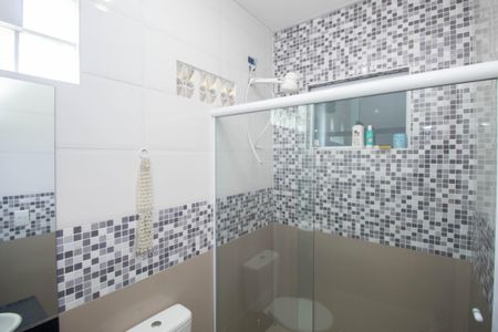 Casa para alugar com 238m², 6 quartos e 2 vagasBanheiro 1