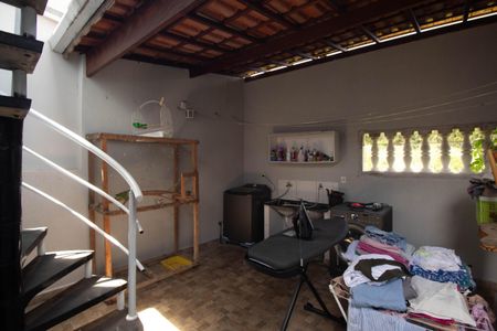 Casa para alugar com 238m², 6 quartos e 2 vagasÁrea de Serviço