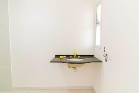 Casa à venda com 328m², 4 quartos e 2 vagas Casa à venda com 328m², 4 quartos e 2 vagasBanheiro da Suíte 4