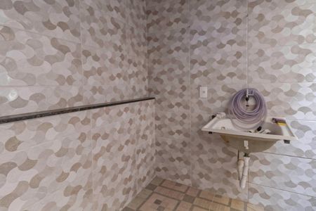 Casa de condomínio para alugar com 82m², 2 quartos e 1 vagaÁrea de serviço