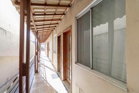 Casa de condomínio para alugar com 82m², 2 quartos e 1 vagaEntrada