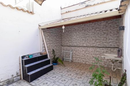 Casa de condomínio para alugar com 82m², 2 quartos e 1 vagaQuintal