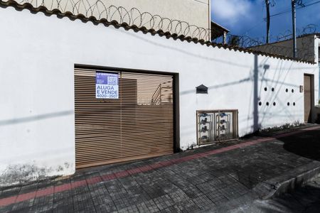 Casa de condomínio para alugar com 82m², 2 quartos e 1 vagaFachada