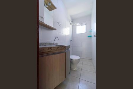 Casa de condomínio para alugar com 82m², 2 quartos e 1 vagaBanheiro social